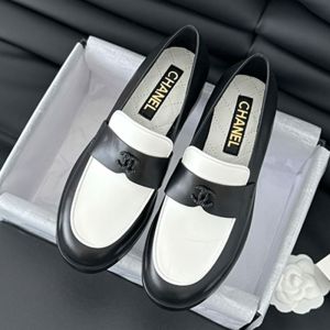 Chanel G45915 Moccasins Women Shiny Lambskin Black/White