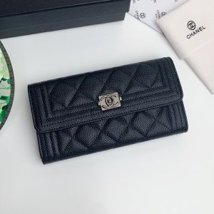 Chanel Large Boy Flap Bifold Wallet in Grained Calfskin Black/Silver